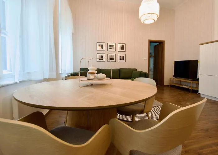 Apartment Premium By Hi5- Voeroesmarty Street Budapest