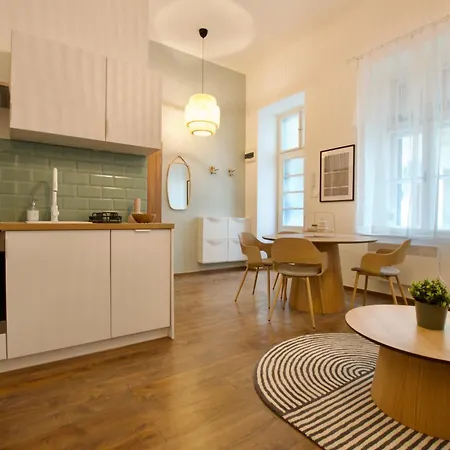 Lägenhet Premium By Hi5- Vörösmarty Street Budapest
